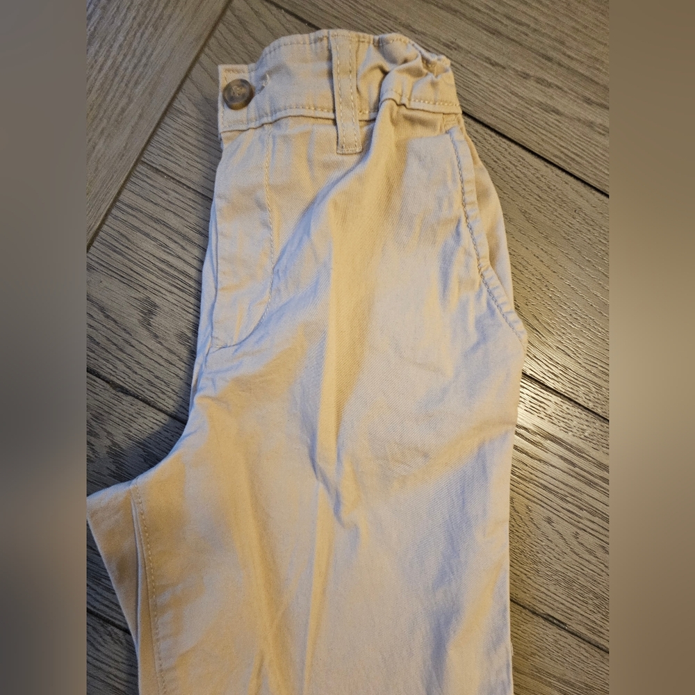 Carters Shorts - Picture 5 of 5